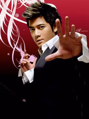 Công việc chính hằng ngày của anh là mang máy điều hòa rất cồng kềnh lên xuống trong các tòa nhà cao tầng.