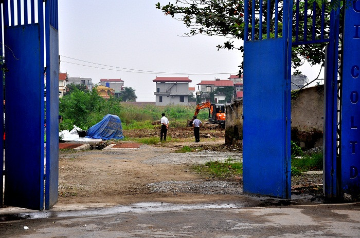 Phía trong dự án hoàn toàn chưa có công trình nào được xây dựng. Phía trong dự án hoàn toàn chưa có công trình nào được xây dựng.