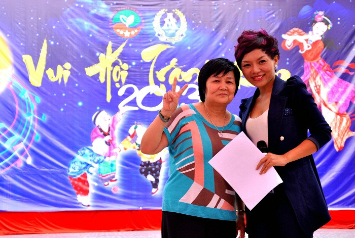 Đại diện hai đơn vị là Trường Tiểu học Ngôi sao Hà Nội và Trung tâm Đào tạo và Nghệ thuật Taca - emca tổ chức Lễ kết nghĩa, thống nhất chương trình hoạt động.