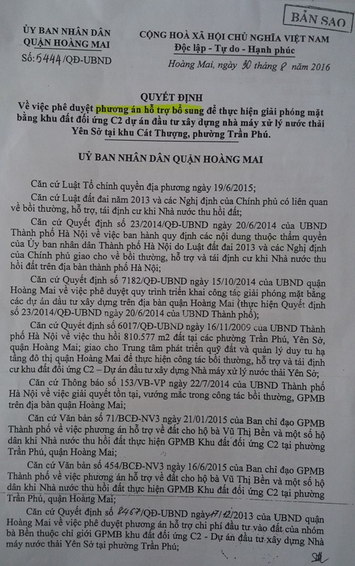 Văn bản Phê duyệt phương án hỗ trợ bổ sung để thực hiện GPMB khu đất thuộc nhóm bà Bền khiến 15 hộ dân vô cùng bức xúc của UBND quận Hoàng Mai. Ảnh Đình Long. Văn bản Phê duyệt phương án hỗ trợ bổ sung để thực hiện GPMB khu đất thuộc nhóm bà Bền khiến 15 hộ dân vô cùng bức xúc của UBND quận Hoàng Mai. Ảnh Đình Long.