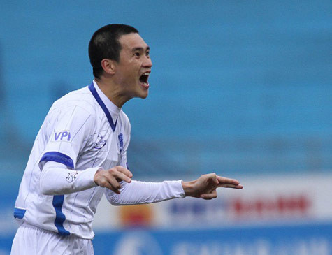 Công Vinh đã tỏa sáng trở lại. Công Vinh đã tỏa sáng trở lại.