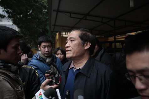 “Không nên đưa chuyện đại hội sớm ra dọa” “Không nên đưa chuyện đại hội sớm ra dọa”