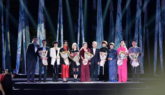 Mãn nhãn với Show diễn thời trang “Hanoi Fashion Journey” ngày 19/11