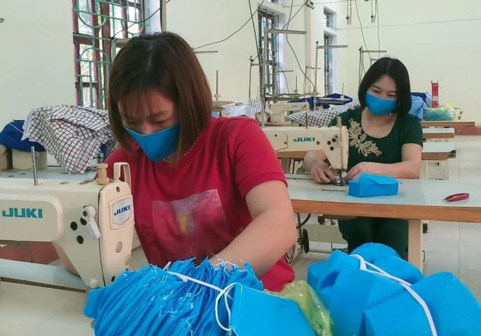 Hành động của các cô đã truyền đi thông điệp yêu thương chung tay cả nước chống dịch Covid -19 (ảnh do nhân vật cung cấp).