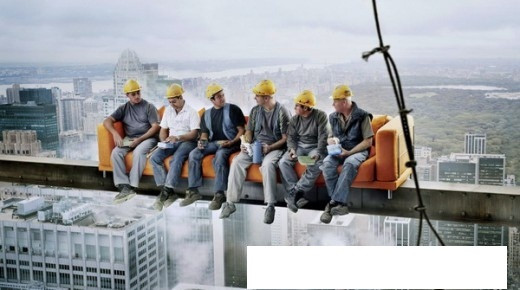 Người ta thì có máy bay Mình đây ngồi ghế kiểu này cũng hay Người ta thì có máy bay Mình đây ngồi ghế kiểu này cũng hay