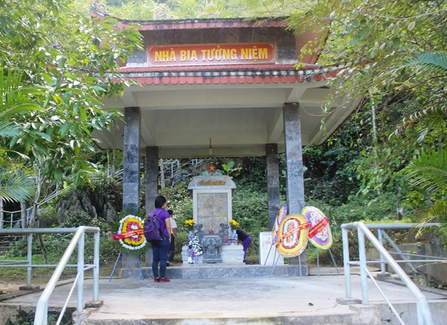 Chuyện chưa kể về 13 chiến sỹ hy sinh ở Hang Lèn Hà ảnh 1