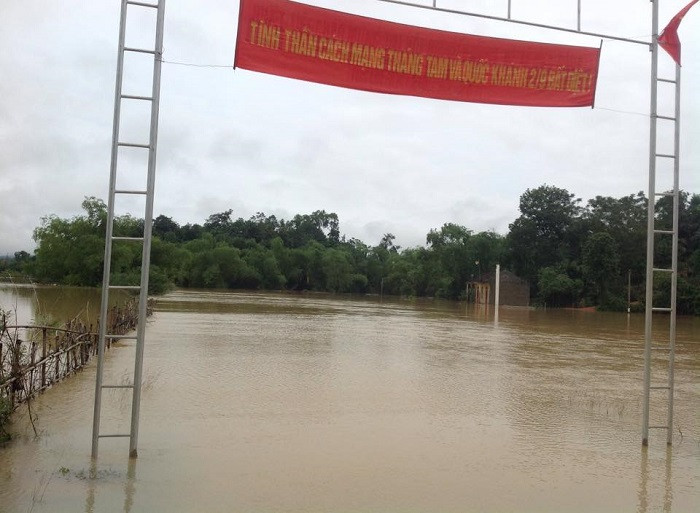 Hà Tĩnh: Gian nan tìm chữ mùa nước lũ ảnh 5