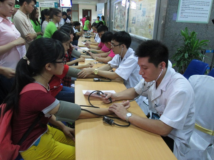 Ảnh: Ấm lòng Tết Trung thu 2015 tại Viện Huyết học truyền máu trung ương ảnh 3 Ảnh: Ấm lòng Tết Trung thu 2015 tại Viện Huyết học truyền máu trung ương ảnh 3