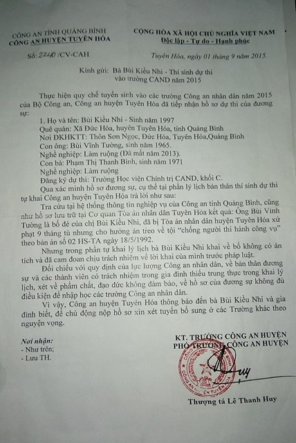 Công văn của Công an huyện Tuyên Hóa gửi Nhi và gia đình (Ảnh: Hoàng Hà) Công văn của Công an huyện Tuyên Hóa gửi Nhi và gia đình (Ảnh: Hoàng Hà)