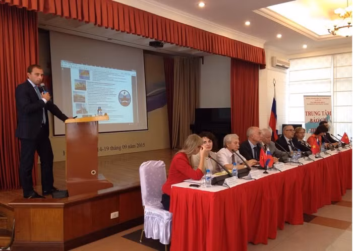 Đại diện các trường Đại học Nga giới thiệu về ngôi trường của mình