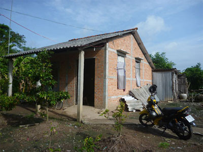 Căn nhà cấp 4 đơn sơ của gia đình bé N