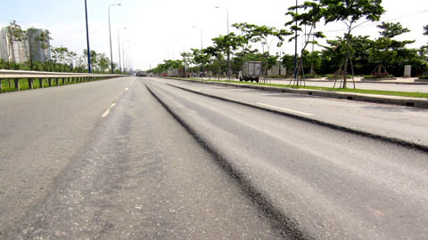 300 met dai lo Dong Tay se bien thanh �Scao toc�?