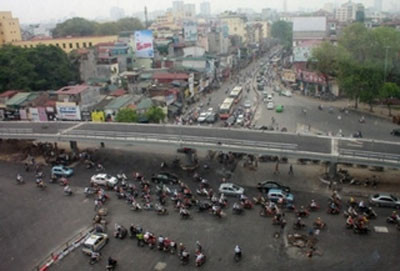 Sẽ xén hè để mở rộng góc đường ở nút Chùa Bộc - Tây Sơn Sẽ xén hè để mở rộng góc đường ở nút Chùa Bộc - Tây Sơn