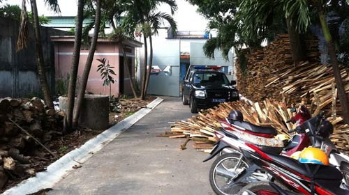 "Đột vòm" biệt thự, bắn vào đầu người làm khi bị phát hiện ảnh 1 Trộm biệt thự, rút súng bắn người làm, Tin tức trong ngày,