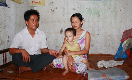 Gia đình nhỏ của anh Viết đau đớn mất đi một thành viên