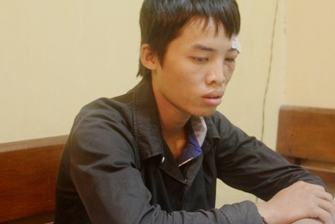 Đối tượng Nguyễn Văn Hưng tại cơ quan điều tra Đối tượng Nguyễn Văn Hưng tại cơ quan điều tra