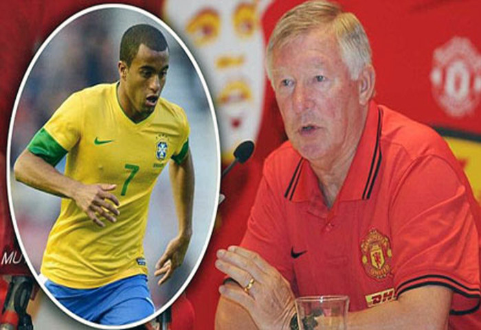 Trong khi thương vụ chiêu mộ Lucas của Man United dường như đang gặp bế tắc khi người đại diện của Lucas Moura - Wagner Ribeiro phát biểu: "Lucas Moura sẽ không ra đi. Cậu ấy đang hạnh phúc ở São Paulo. Chúng ta phải quên chuyện này đi. Không có khả năng nào cho thấy cậu ấy sẽ ra đi ở thời điểm hiện tại. Man United đã đưa ra một lời đề nghị, nhưng bị chúng tôi từ chối và họ sẽ không đưa ra thêm một lời đề nghị hỏi mua nữa." Trong khi thương vụ chiêu mộ Lucas của Man United dường như đang gặp bế tắc khi người đại diện của Lucas Moura - Wagner Ribeiro phát biểu: "Lucas Moura sẽ không ra đi. Cậu ấy đang hạnh phúc ở São Paulo. Chúng ta phải quên chuyện này đi. Không có khả năng nào cho thấy cậu ấy sẽ ra đi ở thời điểm hiện tại. Man United đã đưa ra một lời đề nghị, nhưng bị chúng tôi từ chối và họ sẽ không đưa ra thêm một lời đề nghị hỏi mua nữa."