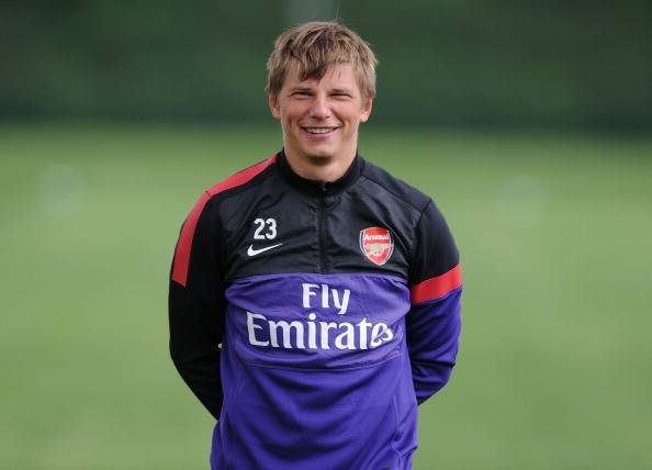 Al-Sadd của Qatar hy vọng sẽ đánh bại Zenit St Petersburg để có được Andrey Arshavin. Al-Sadd của Qatar hy vọng sẽ đánh bại Zenit St Petersburg để có được Andrey Arshavin.