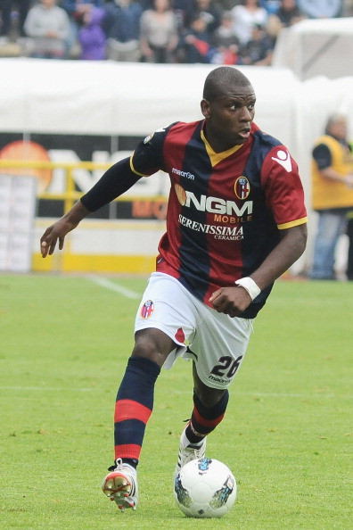 Trong tiến trình củng cố lực lượng cho mùa giải mới, Inter Milan đã mượn thành công tiền vệ Gaby Mudingayi Bologna với bản hợp đồng có thời hạn 1 năm. Trong tiến trình củng cố lực lượng cho mùa giải mới, Inter Milan đã mượn thành công tiền vệ Gaby Mudingayi Bologna với bản hợp đồng có thời hạn 1 năm.