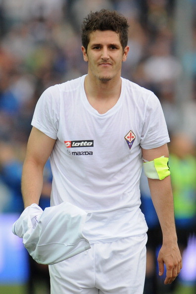 Goal tiết lộ, đội bóng thành Turin - Juventus đã gửi tới Fiorentina mức đề nghị 25 triệu euro cho tiền đạo Stevan Jovetic. Trước đó, Fiorentina đã đòi 30 triệu euro. Goal tiết lộ, đội bóng thành Turin - Juventus đã gửi tới Fiorentina mức đề nghị 25 triệu euro cho tiền đạo Stevan Jovetic. Trước đó, Fiorentina đã đòi 30 triệu euro.