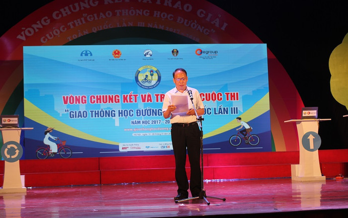 Thực hiện đồng bộ giải pháp đảm bảo trật tự, an toàn giao thông ảnh 3 Thực hiện đồng bộ giải pháp đảm bảo trật tự, an toàn giao thông ảnh 3