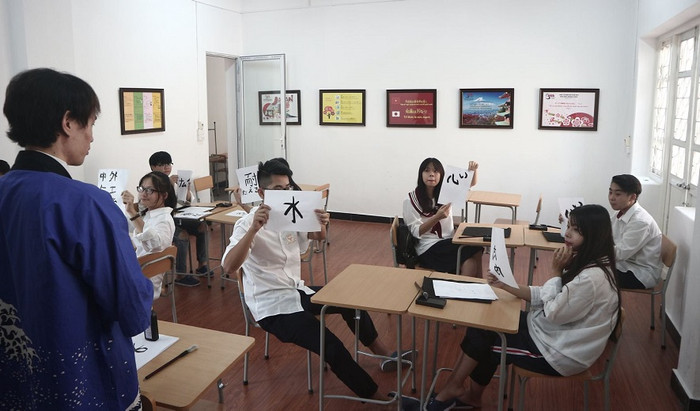 Học phổ thông kiểu Nhật ngay giữa lòng Hà Nội ảnh 3