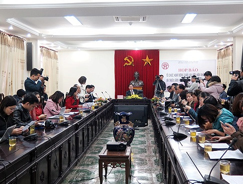 Họp báo thông tin triển lãm hoa Anh đào tại Hà Nội 2017 (ảnh Như Hải). Họp báo thông tin triển lãm hoa Anh đào tại Hà Nội 2017 (ảnh Như Hải).