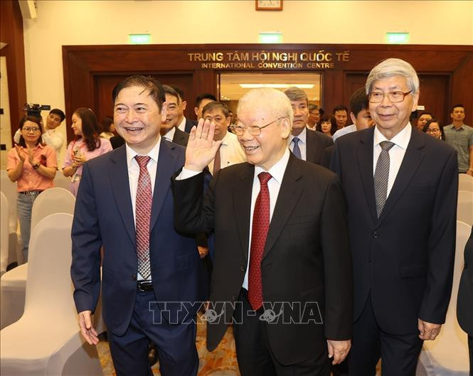 Tổng Bí thư Nguyễn Phú Trọng đến dự lễ kỷ niệm. Ảnh: Trí Dũng/TTXVN Tổng Bí thư Nguyễn Phú Trọng đến dự lễ kỷ niệm. Ảnh: Trí Dũng/TTXVN