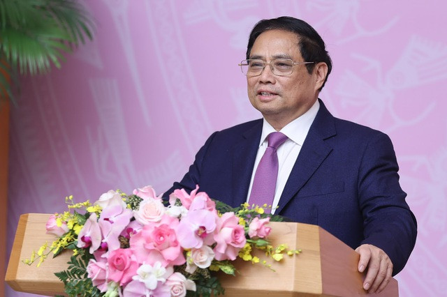Thủ tướng Phạm Minh Chính: Quan tâm hơn nữa công tác quy hoạch nguồn cán bộ nữ làm lãnh đạo, quản lý các cấp, các ngành, các lĩnh vực. Đây là nhiệm vụ thường xuyên, quan trọng và là trách nhiệm của cả hệ thống chính trị, nhất là người đứng đầu. Ảnh VGP/Nhật Bắc Thủ tướng Phạm Minh Chính: Quan tâm hơn nữa công tác quy hoạch nguồn cán bộ nữ làm lãnh đạo, quản lý các cấp, các ngành, các lĩnh vực. Đây là nhiệm vụ thường xuyên, quan trọng và là trách nhiệm của cả hệ thống chính trị, nhất là người đứng đầu. Ảnh VGP/Nhật Bắc