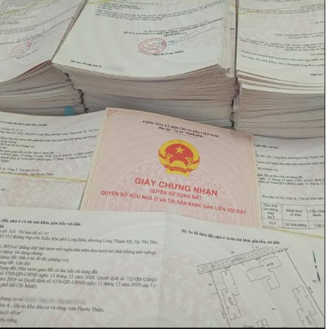 Bàn giao sổ hồng là cơ hội để tài sản tăng giá vượt trội Bàn giao sổ hồng là cơ hội để tài sản tăng giá vượt trội