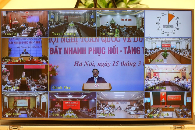Hội nghị được tổ chức theo hình thức trực tuyến tới 63 tỉnh, thành phố - Ảnh VGP/Nhật Bắc Hội nghị được tổ chức theo hình thức trực tuyến tới 63 tỉnh, thành phố - Ảnh VGP/Nhật Bắc