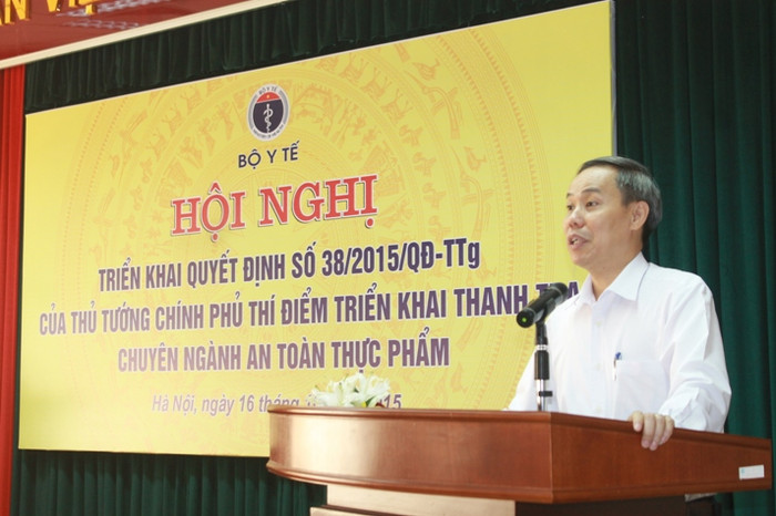 TS Nguyễn Hùng Long - Phó Cục trưởng Cục An toàn thực phẩm tóm tắt Quyết định 38 của Thủ tướng Chính phủ TS Nguyễn Hùng Long - Phó Cục trưởng Cục An toàn thực phẩm tóm tắt Quyết định 38 của Thủ tướng Chính phủ