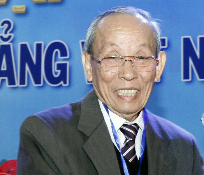 GS.Trần Hồng Quân được đánh giá là vị Bộ trưởng gần gũi với cấp dưới, luôn luôn tôn trọng ý kiến và lắng nghe (Ảnh: Xuân Trung)