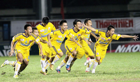 Niềm vui chiến thắng của U.21 SLNA - Ảnh: Khả Hòa Niềm vui chiến thắng của U.21 SLNA - Ảnh: Khả Hòa