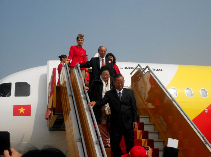 Đặc biệt còn có sự tham dự của Nguyên Phó thủ tướng Trương Vĩnh Trọng, Đại diện các lãnh sự quán và Đối tác nước ngoài.