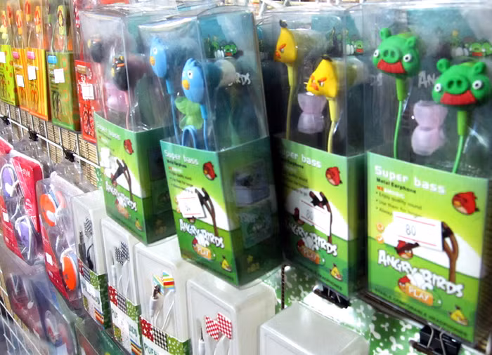 Tất cả các mặt hàng được niêm yết giá và không mặc cả. Tất cả các mặt hàng được niêm yết giá và không mặc cả.