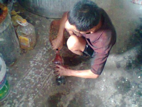 Theo ông T, việc dùng phẩm màu để nhuộm miến không ảnh hưởng đến sức khỏe người tiêu dùng!? Theo ông T, việc dùng phẩm màu để nhuộm miến không ảnh hưởng đến sức khỏe người tiêu dùng!?