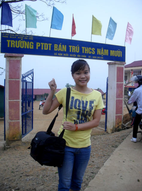 Trần Anh (Tạp chí Kiến trúc Việt Nam): "Dành tiền đi mua đồ, tôi nghĩ các em trên đó cần đến nó hơn". Trần Anh (Tạp chí Kiến trúc Việt Nam): "Dành tiền đi mua đồ, tôi nghĩ các em trên đó cần đến nó hơn".
