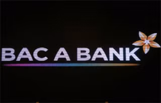 "Chiếc áo mới" của Bắc Á Bank.