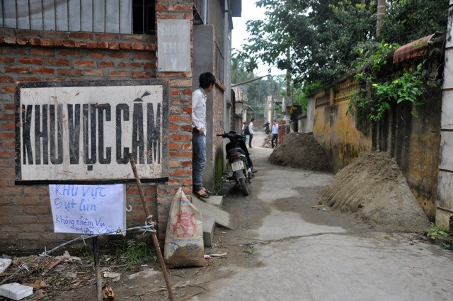 Chính quyền chưa có nhiều phương án giúp đỡ người dân trong hoàn cảnh hiện tại.