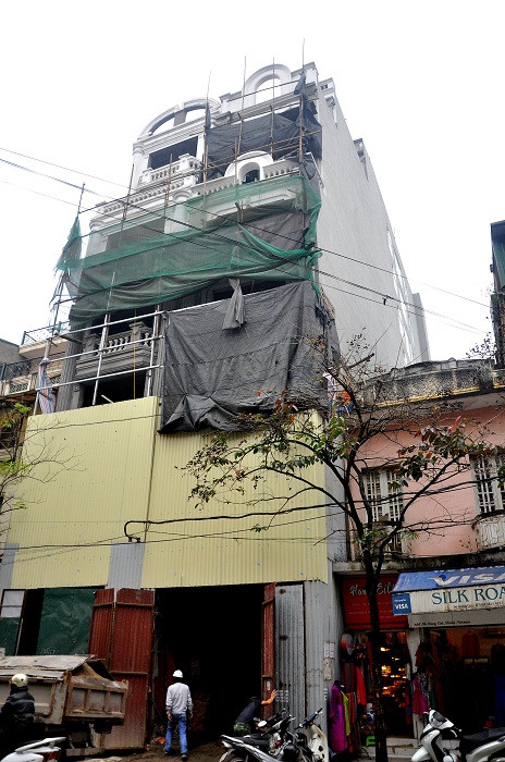 Những công trình vi phạm sẽ vẫn được tồn tại nếu đủ điều kiện, không gây ảnh hưởng và nộp phạt hành chính theo quy định. Những công trình vi phạm sẽ vẫn được tồn tại nếu đủ điều kiện, không gây ảnh hưởng và nộp phạt hành chính theo quy định.