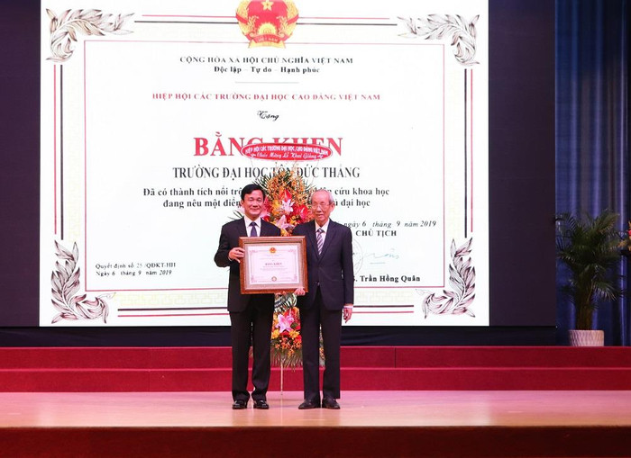 Đại học Tôn Đức Thắng là một điển hình xuất sắc về tự chủ đại học Đại học Tôn Đức Thắng là một điển hình xuất sắc về tự chủ đại học