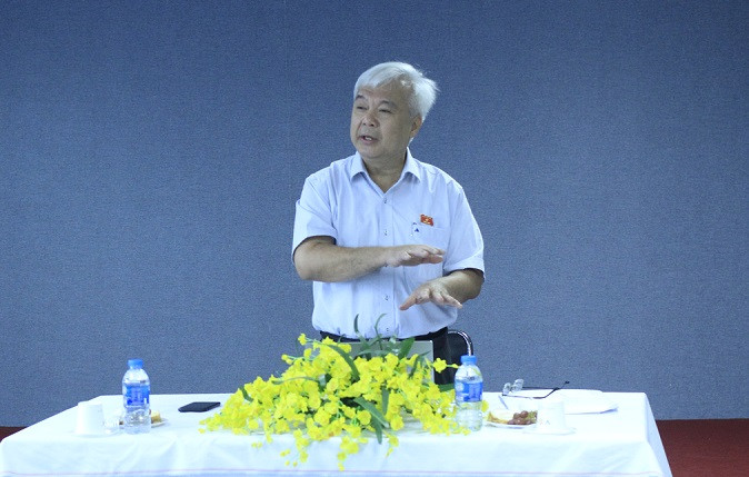 Chủ nhiệm Ủy ban Văn hóa, Giáo dục, Thanh niên, Thiếu niên và Nhi đồng của Quốc hội lưu ý rằng, đảm bảo chất lượng là một quá trình và chất lượng bên trong cơ sở giáo dục đại học mới là yếu tố quan trọng nhất chứ không phải nhãn mác đạt hay không đạt 25 tiêu chuẩn, 111 tiêu chí của kiểm định chất lượng. (Ảnh: Thùy Linh) Chủ nhiệm Ủy ban Văn hóa, Giáo dục, Thanh niên, Thiếu niên và Nhi đồng của Quốc hội lưu ý rằng, đảm bảo chất lượng là một quá trình và chất lượng bên trong cơ sở giáo dục đại học mới là yếu tố quan trọng nhất chứ không phải nhãn mác đạt hay không đạt 25 tiêu chuẩn, 111 tiêu chí của kiểm định chất lượng. (Ảnh: Thùy Linh)