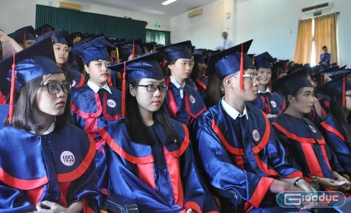 Nhiều ý kiến cho rằng nên điều chỉnh Nghị định 140 theo từng khu vực để có thể phát huy hết những ưu điểm của chính sách thu hút nhân tài này. Ảnh: AN