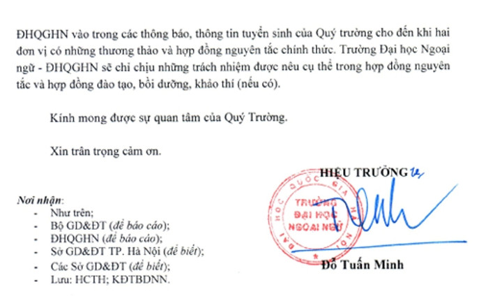 Văn bản yêu cầu Trường Trung cấp Cộng đồng Hà Nội đính chính thông tin tuyển sinh do Trường Đại học Ngoại ngữ gửi ngày 11/10/2016. Ảnh Bảo Nam. Văn bản yêu cầu Trường Trung cấp Cộng đồng Hà Nội đính chính thông tin tuyển sinh do Trường Đại học Ngoại ngữ gửi ngày 11/10/2016. Ảnh Bảo Nam.
