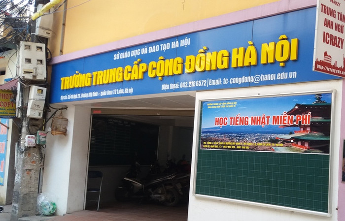 Trường Trung cấp Cộng đồng Hà Nội tại địa chỉ số 40, ngõ 20, đường Mỹ Đình, phường Mỹ Đình 2 (Nam Từ Liêm, Hà Nội) đã ngang nhiên tuyển sinh khi chưa hoàn thành đầy đủ thủ tục với Trường Đại học Ngoại ngữ - ĐHQGHN. Ảnh Bảo Nam. Trường Trung cấp Cộng đồng Hà Nội tại địa chỉ số 40, ngõ 20, đường Mỹ Đình, phường Mỹ Đình 2 (Nam Từ Liêm, Hà Nội) đã ngang nhiên tuyển sinh khi chưa hoàn thành đầy đủ thủ tục với Trường Đại học Ngoại ngữ - ĐHQGHN. Ảnh Bảo Nam.
