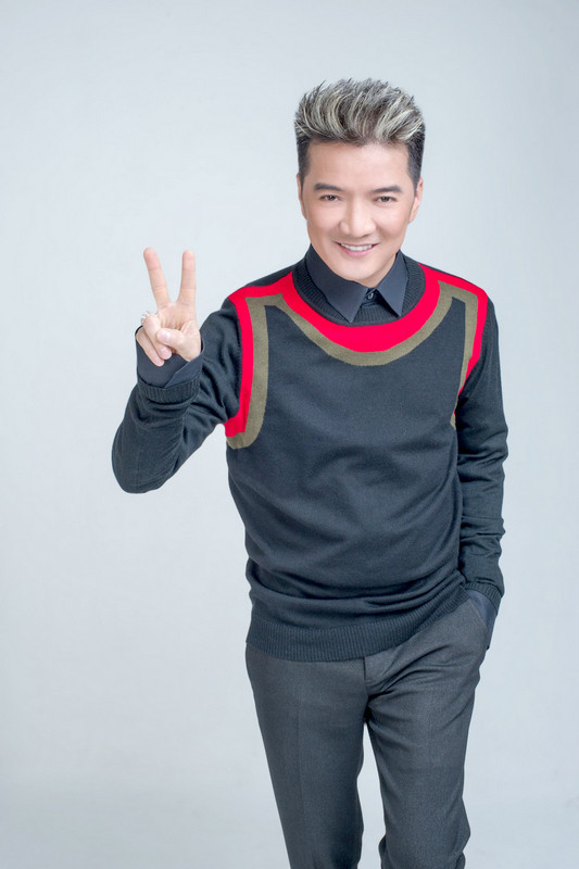 Đàm Vĩnh Hưng sẽ tiếp tục ngồi ghế nóng chương trình X-Factor mùa đầu tiên. Đàm Vĩnh Hưng sẽ tiếp tục ngồi ghế nóng chương trình X-Factor mùa đầu tiên.