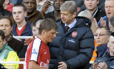 Arshavin: "Không hiểu sao Wenger không còn tin tôi"