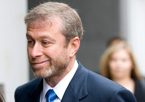 Ông chủ Chelsea sẽ tìm cách nào để “nhét” tiền vào đội bóng con cưng? Ông chủ Chelsea sẽ tìm cách nào để “nhét” tiền vào đội bóng con cưng?