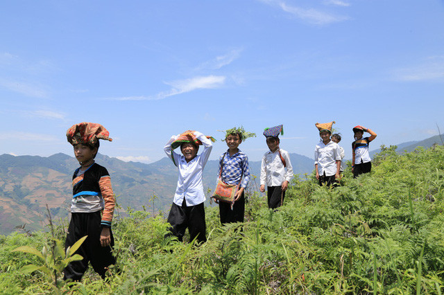 Học sinh tiểu học, trung học cơ sở trường công lập không phải nộp học phí sẽ tăng ngân sách nhà nước (ảnh nguồn VTV). Học sinh tiểu học, trung học cơ sở trường công lập không phải nộp học phí sẽ tăng ngân sách nhà nước (ảnh nguồn VTV).